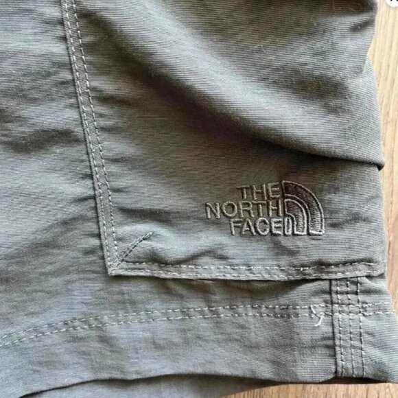 The North Face Paramount Active Cargo Shorts Size 34 Gray Nylon Hiking 9" - Picture 4 of 9